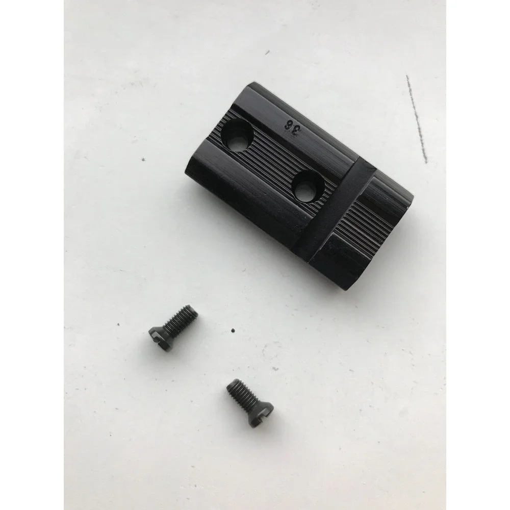Weaver 47‎ 48047 Gloss top mount base with screws